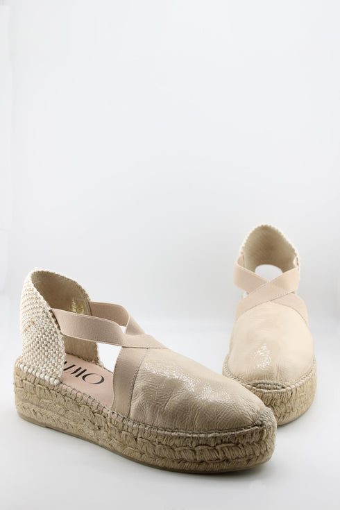 Gaimo Espadrille Flats with Crossed Straps